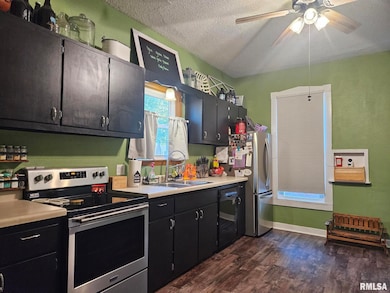 707 9th Ave, Durant, IA 52747 - photo 2