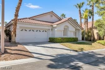 1717 Crystal Creek Cir, Las Vegas, NV 89128 - photo 2