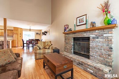 5510 N Cedarwilde Ct, Peoria, IL 61615 - photo 6