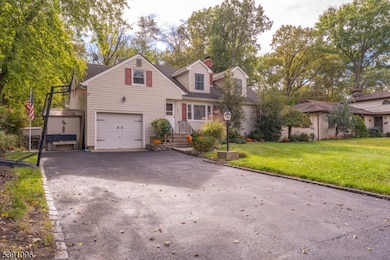 107 Meadow Rd, Clark, NJ 07066 - photo 2