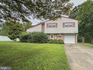 532 Englewood Dr, Magnolia, NJ 08049 - photo 2