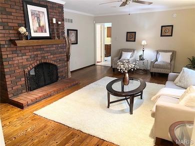 15561 Highcroft Dr, Chesterfield, MO 63017 - photo 4