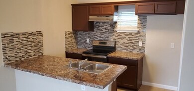 1302 Avenue G, Rosenberg, TX 77471 - photo 4