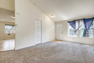 18206 Idlewild Dr, Country Club Hills, IL 60478 - photo 3