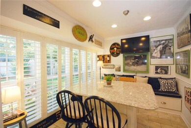 BREAKFAST ROOM