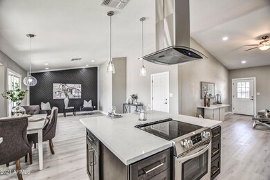 KITCHEN 3