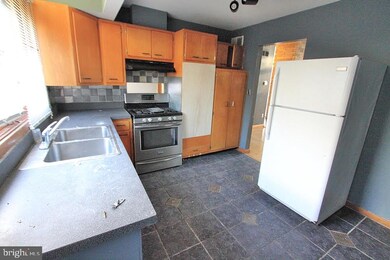 7512 Ingraham St, Hyattsville, MD 20784 - photo 7