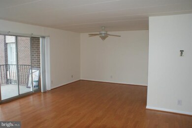 6011 Emerson St unit 603, Bladensburg, MD 20710 - photo 4