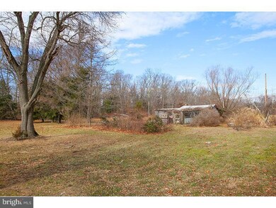 133 Taylor Rd, Newfield, NJ 08344 - photo 4