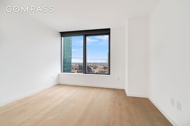 Skyline Tower unit 2911, Long Island City, NY 11101 - photo 6