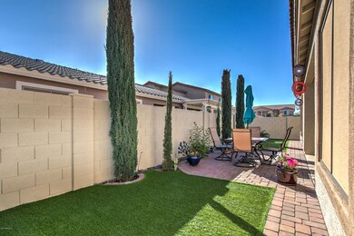 2661 S Chaparral Rd-43