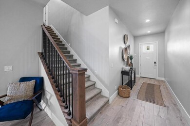 2600 N Ocotillo Wy Unit 47-large-003-004