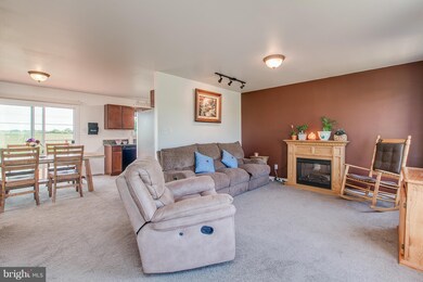 18804 Diller Dr, Hagerstown, MD 21742 - photo 3