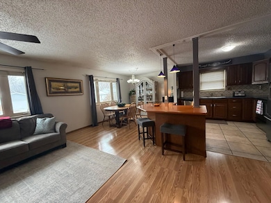 1715 W 42nd St, Kearney, NE 68845 - photo 6