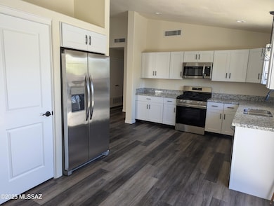 PXL_20250327_220601971