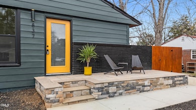 837 Newcombe Rd, Raleigh, NC 27610 - photo 2