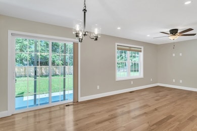 96 Royal Ln unit 96, Agawam, MA 01001 - photo 4