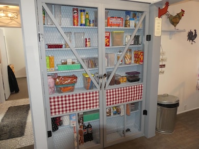 Pantry Unit 2