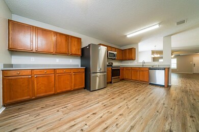 unlisted-address, Denton, TX 76210 - photo 7