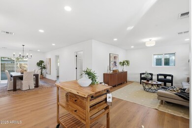 3102 N 34th St, Phoenix, AZ 85018 - photo 6