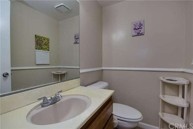 Downstairs half bathroom 