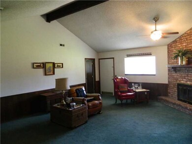 2212 W Olrich St, Rogers, AR 72758 - photo 4