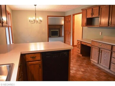 432 Eldridge Rd, Aurora, OH 44202 - photo 5