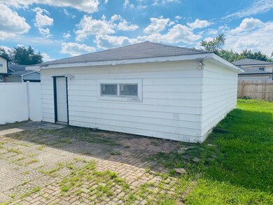 18106 Birch Ave, Country Club Hills, IL 60478 - photo 3