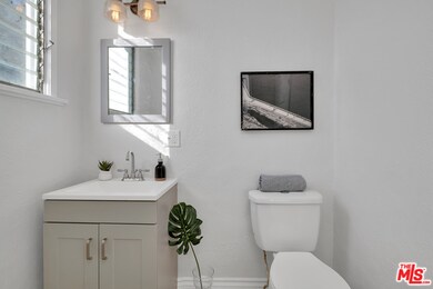 2015 Buckingham Rd, Los Angeles, CA 90016 - photo 6