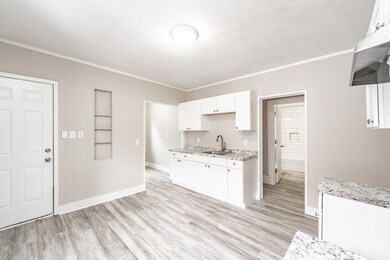 45-47 Narragansett St, Springfield, MA 01107 - photo 7