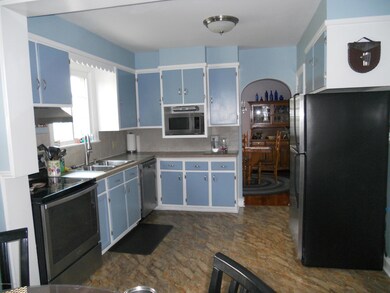 40 Arlington Rd, Kingston, PA 18704 - photo 4