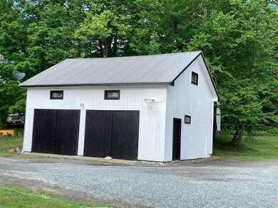 31 Arnold Cir, Barnet, VT 05042 - photo 3