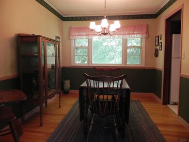 1001 Cherokee Rd, Schenectady, NY 12302 - photo 7