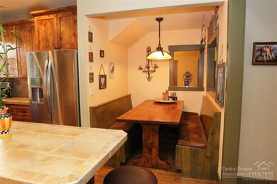 2511 NW Ordway Ave, Bend, OR 97701 - photo 4