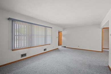 201 S Harrison St, Spring Hill, KS 66083 - photo 7