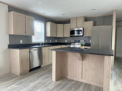 14876 Washington Rd unit 123, West Burlington, IA 52655 - photo 3