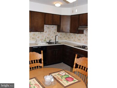 1 Farragut Ct, Willingboro, NJ 08046 - photo 6