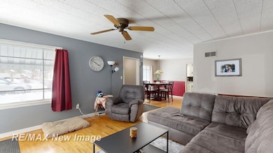 512 Eden St, Saint Louis, MI 48880 - photo 5