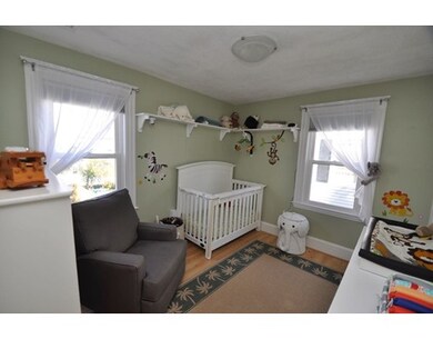 17 Perkins St, Peabody, MA 01960 - photo 6