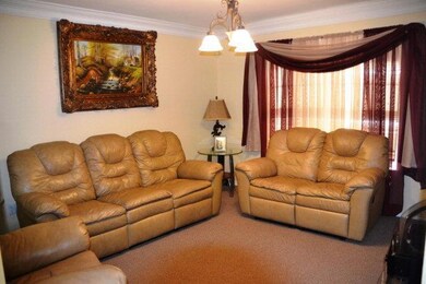 2622 Leslie St unit 3, Edinburg, TX 78539 - photo 3