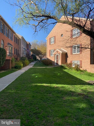 6028 Morgan Ct, Alexandria, VA 22312 - photo 2