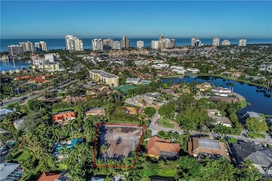 720 Willowhead Dr, Naples, FL 34103 - photo 4