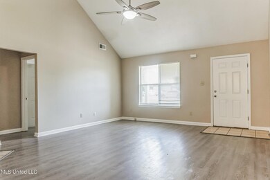 7657_Wills_Way_Cir_W_Walls_MS_38680_USA-
