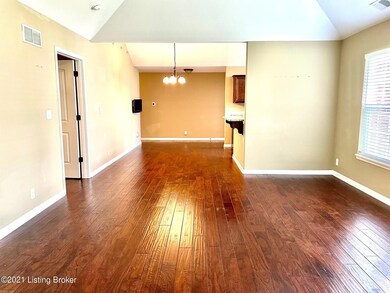 10610 Glenmary Springs Dr, Louisville, KY 40291 - photo 2