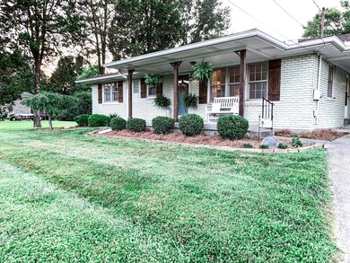 7315 Mayrow Dr, Louisville, KY 40291 - photo 2