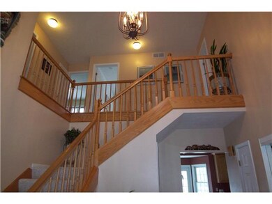 Foyer Enter into the Grand 2-story Foyer with Oak 