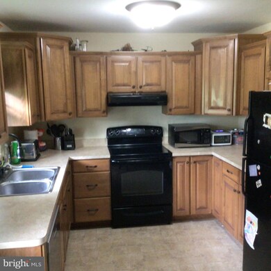 14041 Mercersburg Rd unit 1, Greencastle, PA 17225 - photo 4