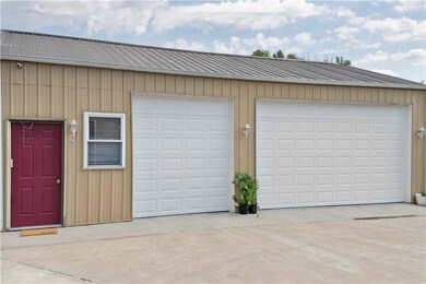 4365 NE 32nd Ct, Des Moines, IA 50317 - photo 5