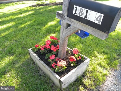 18124 Clearway Dr, Hagerstown, MD 21740 - photo 7