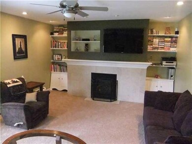 880 Castlebar Dr, North Tonawanda, NY 14120 - photo 3